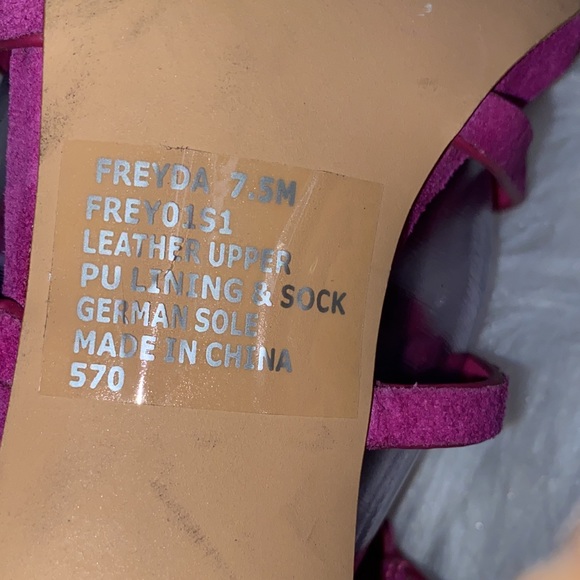 Steve Madden Pink heels - Picture 5 of 7